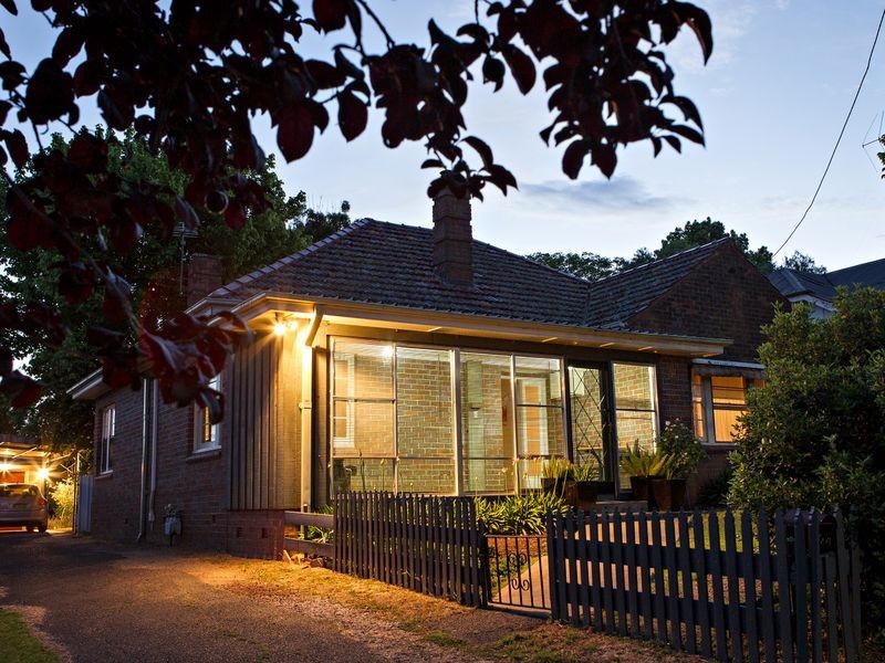 44 Demondille Street, Young NSW 2594