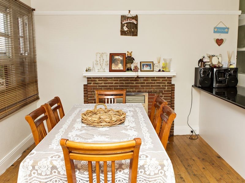 44 Demondille Street, Young NSW 2594