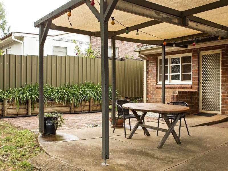 44 Demondille Street, Young NSW 2594