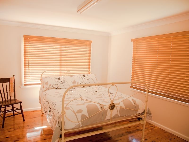 75 Brock Street, Young NSW 2594