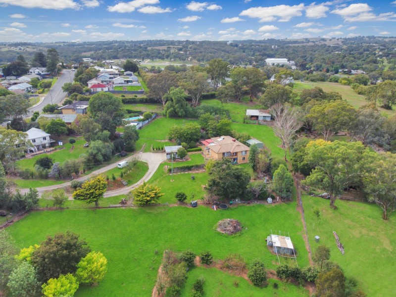 28 Nasmyth Street, Young NSW 2594