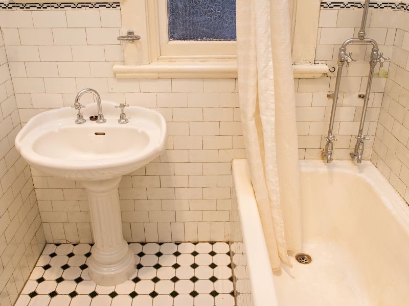 38 Demondrille Street, Young NSW 2594