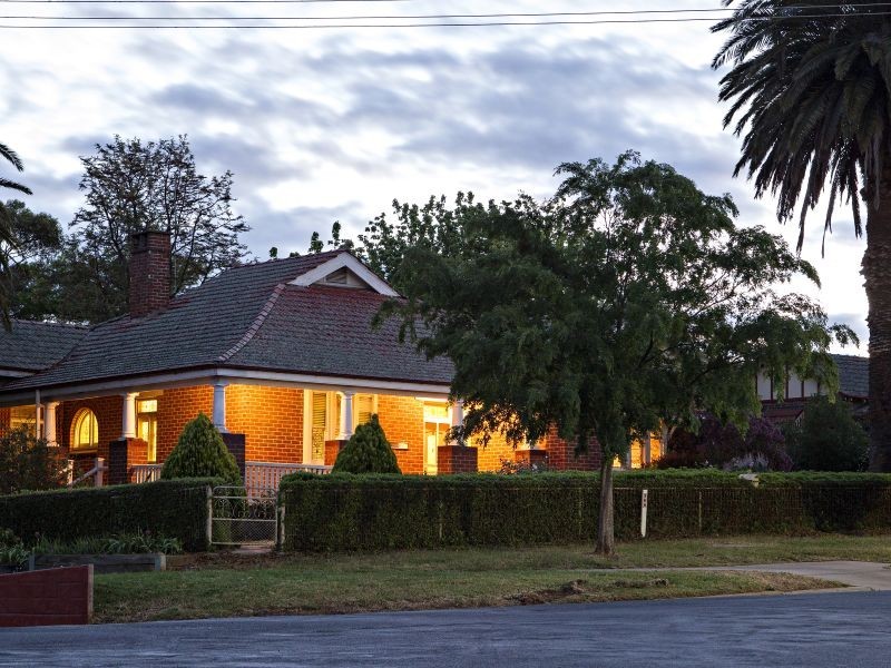 38 Demondrille Street, Young NSW 2594