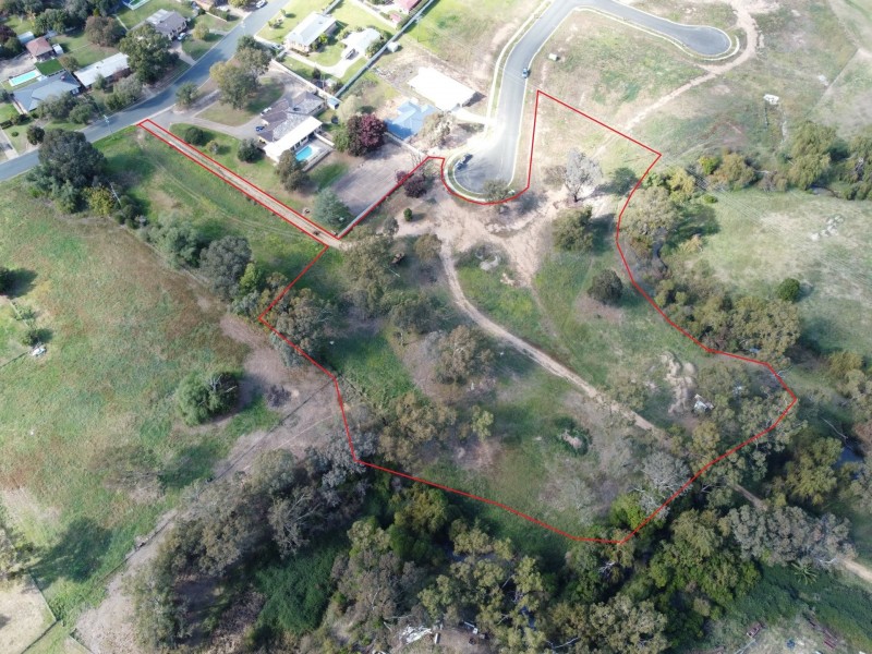 33 Wall Street, Young NSW 2594