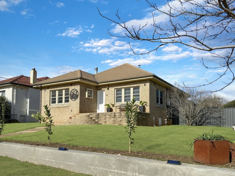 46 Currawong Street, Young NSW 2594