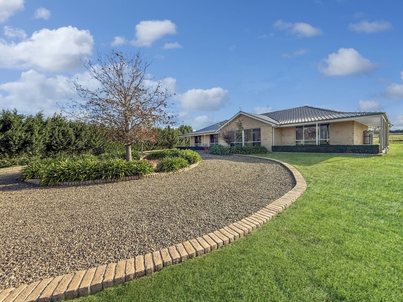 540 Heathfield Road, Boorowa NSW 2586