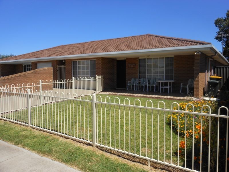 2/20 Gordon Street, Young NSW 2594