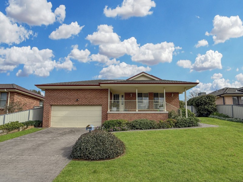 47 Petticoat Lane, Young NSW 2594