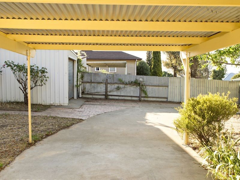 1 Margaret Street, Young NSW 2594