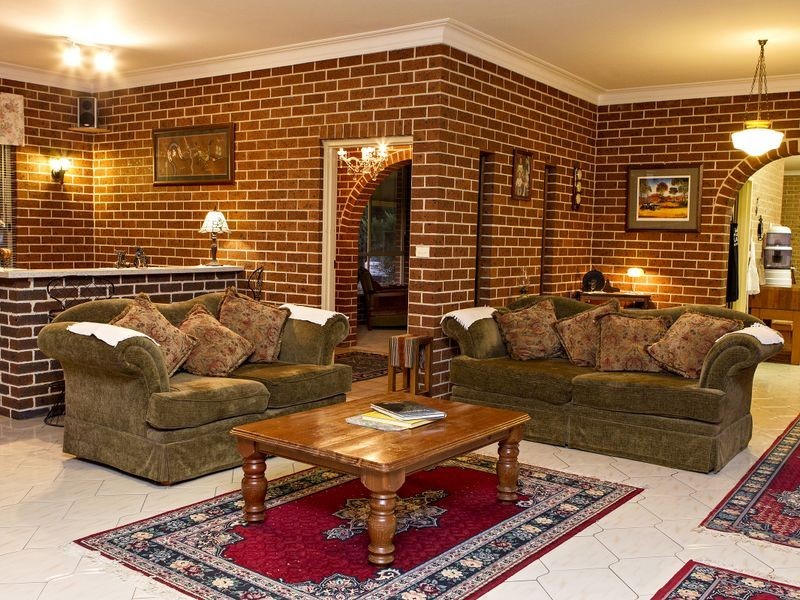 224 Henry Lawson Way, Young NSW 2594