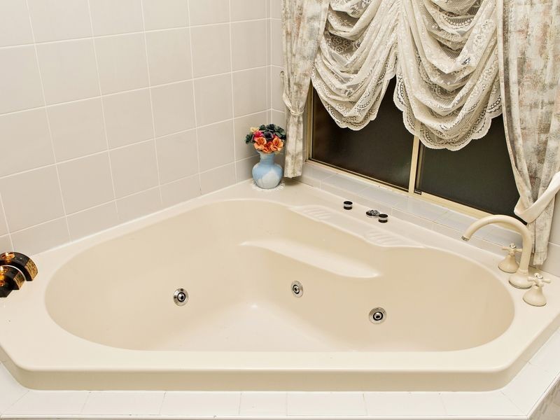 224 Henry Lawson Way, Young NSW 2594