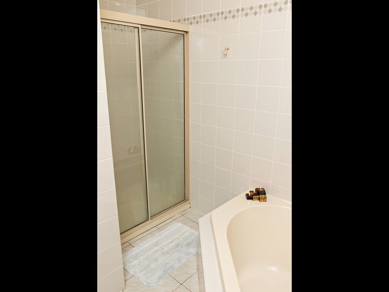 224 Henry Lawson Way, Young NSW 2594