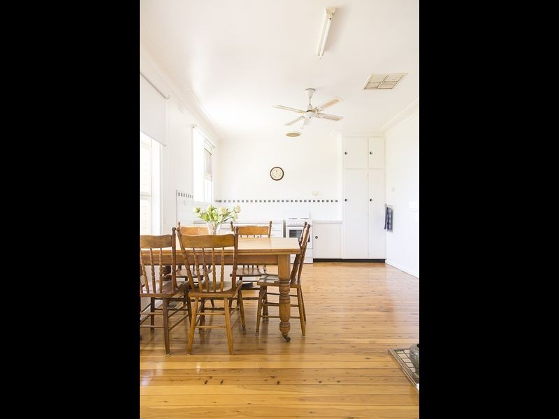 53 Hills Street, Young NSW 2594