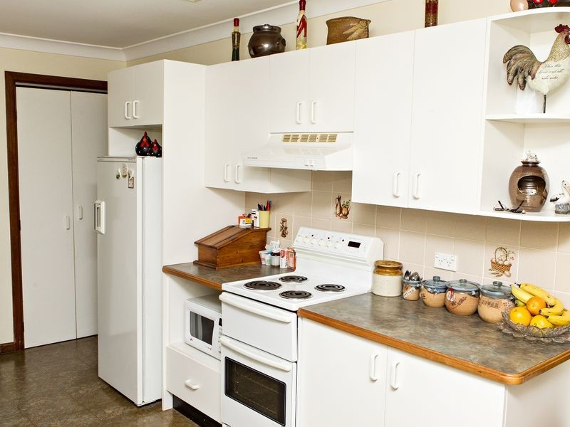 72 Templemore Street, Young NSW 2594