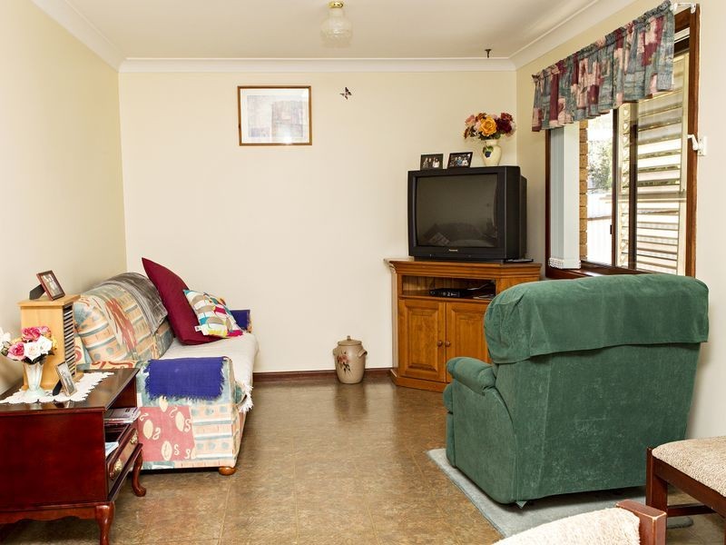 72 Templemore Street, Young NSW 2594