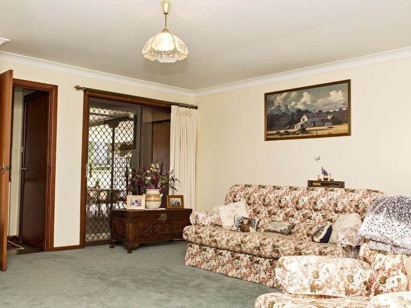 72 Templemore Street, Young NSW 2594