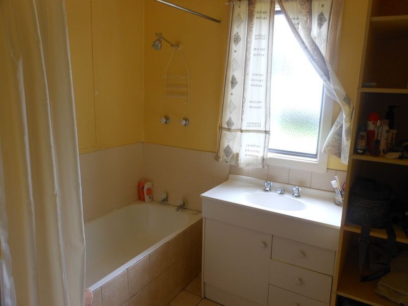 4 Allsopp Street, Harden NSW 2587