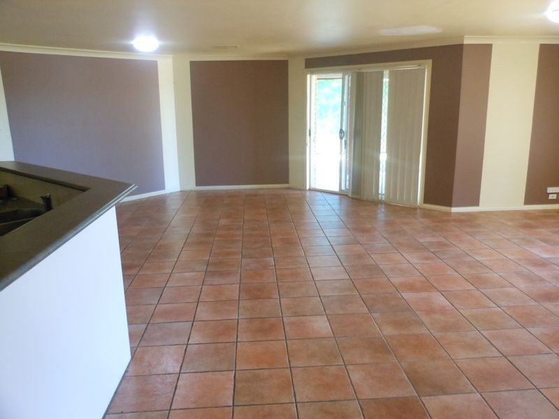 15 Burrangong Hall Road, Young NSW 2594