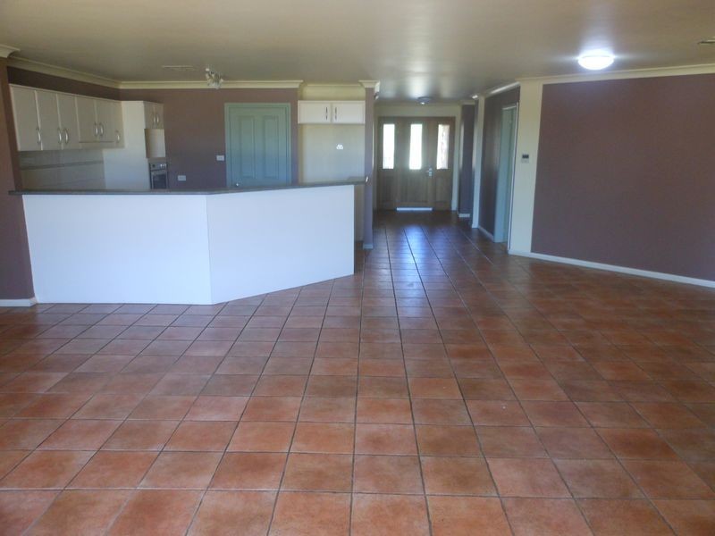 15 Burrangong Hall Road, Young NSW 2594