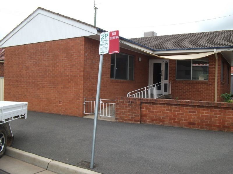 36 Lynch Street, Young NSW 2594