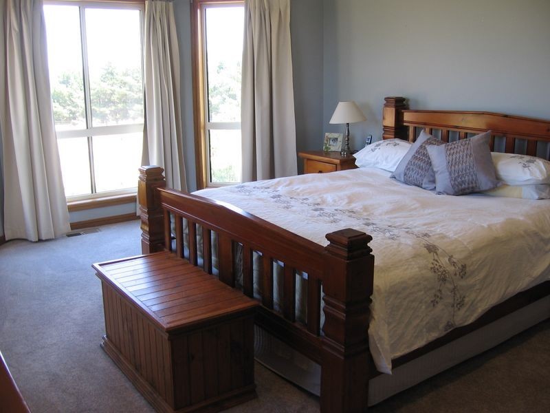 132 Belmore Road Young, Young NSW 2594