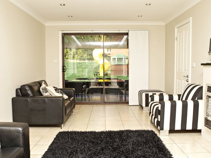 5 Keevil Drive, Young NSW 2594