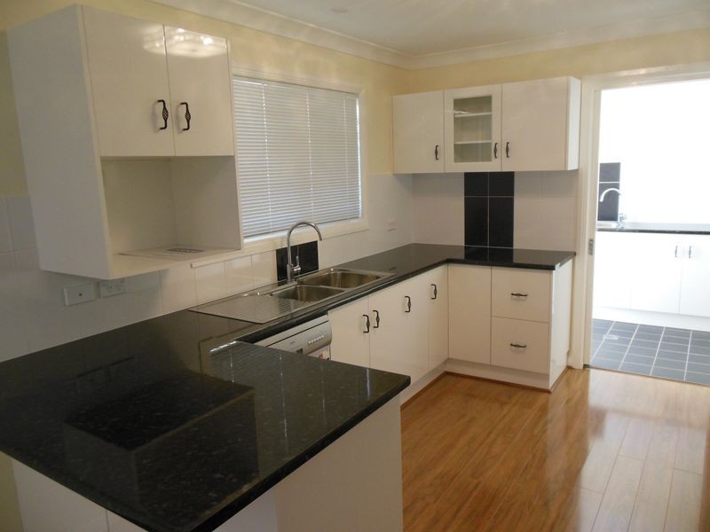 55 Templemore Street, Young NSW 2594