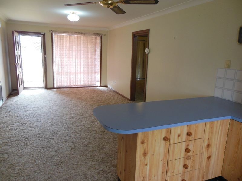 3/7 Murringo Street, Young NSW 2594