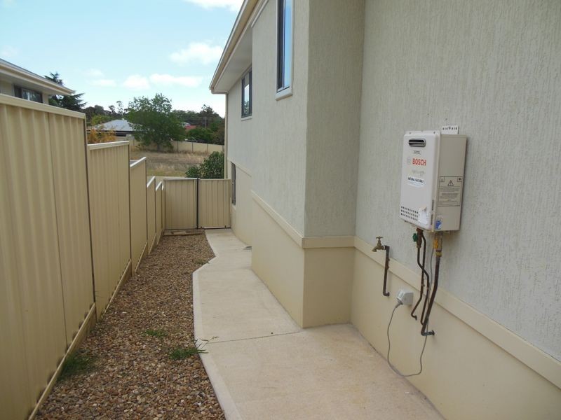 11 Trafalgar Street, Young NSW 2594