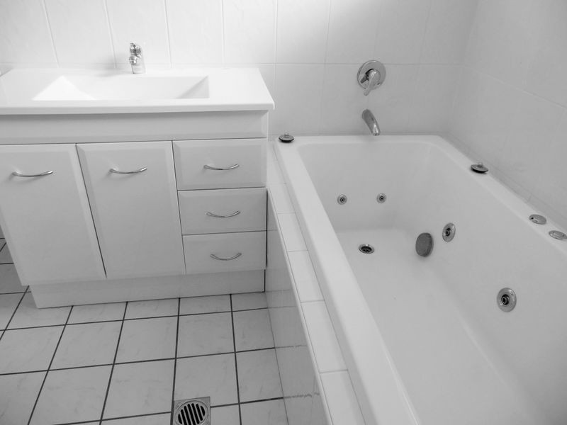 2 Gold Court, Young NSW 2594