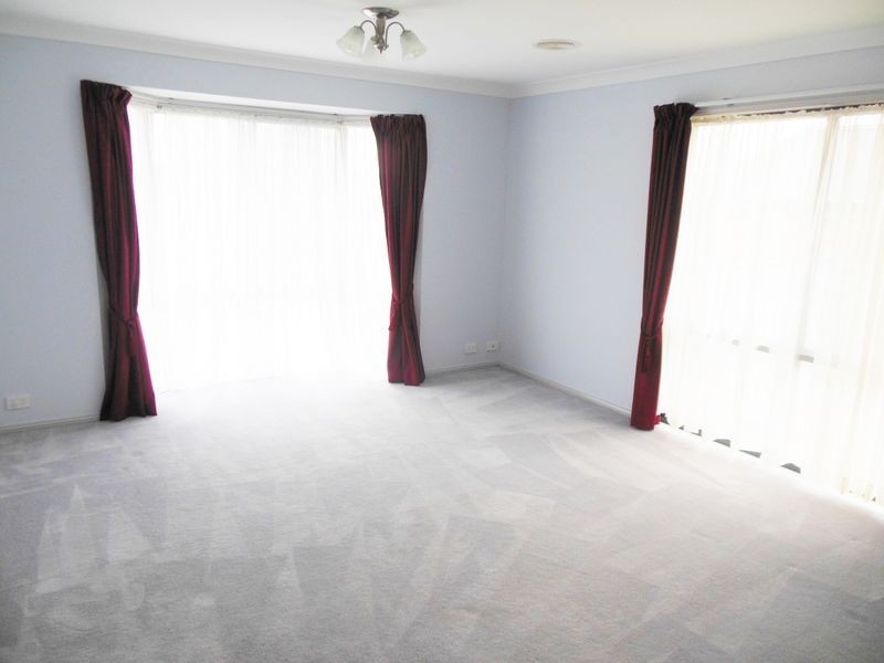 2 Gold Court, Young NSW 2594