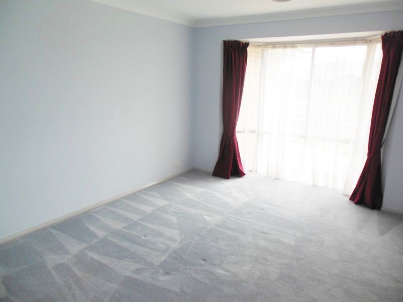 2 Gold Court, Young NSW 2594