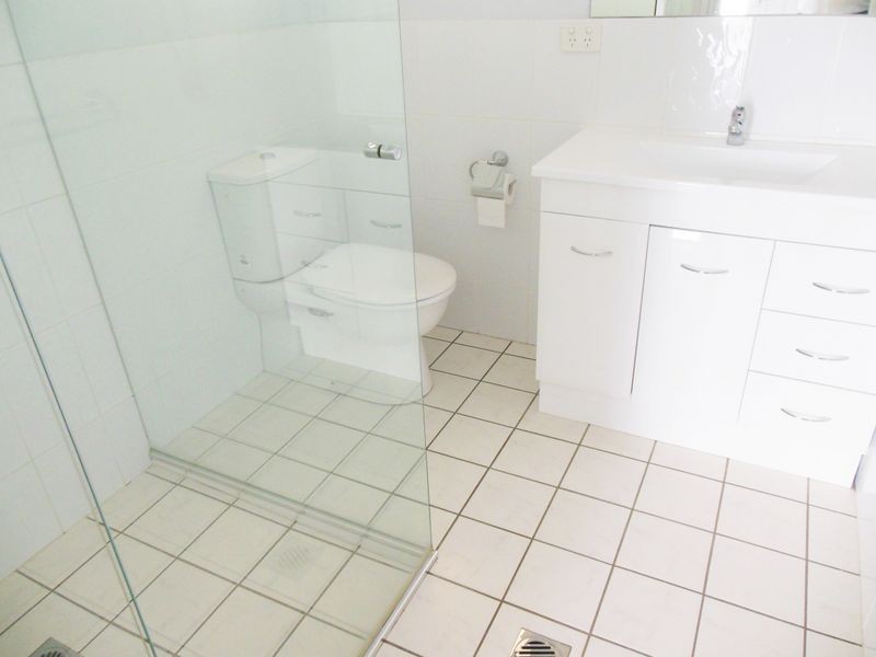 2 Gold Court, Young NSW 2594