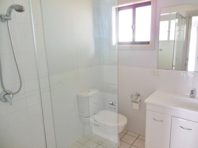 2 Gold Court, Young NSW 2594