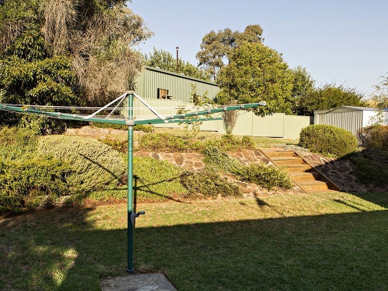 31 McNarry Place, Young NSW 2594