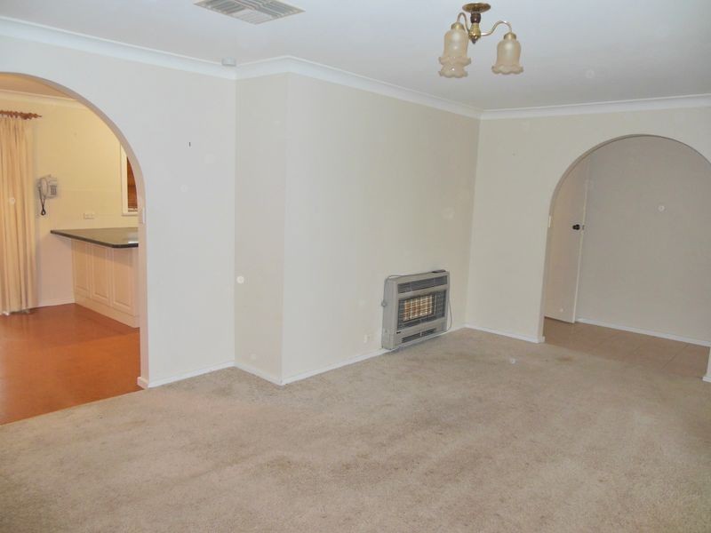 129 Willliam Street, Young NSW 2594