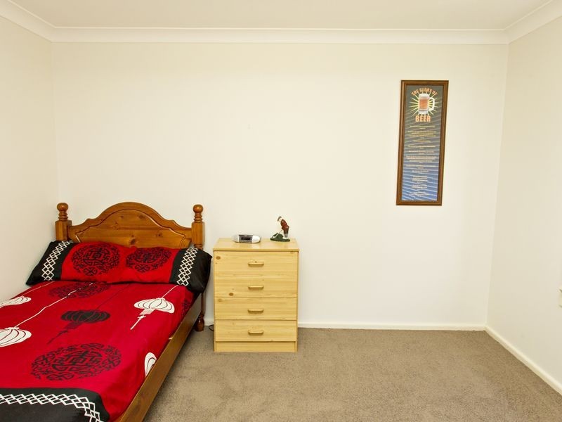 67 Blackett Avenue, Young NSW 2594