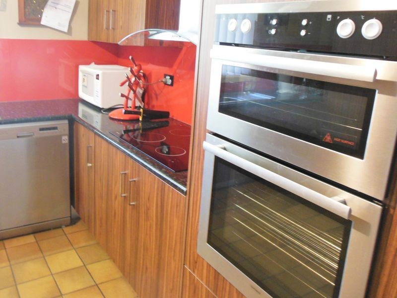 44 McLerie Street, Young NSW 2594