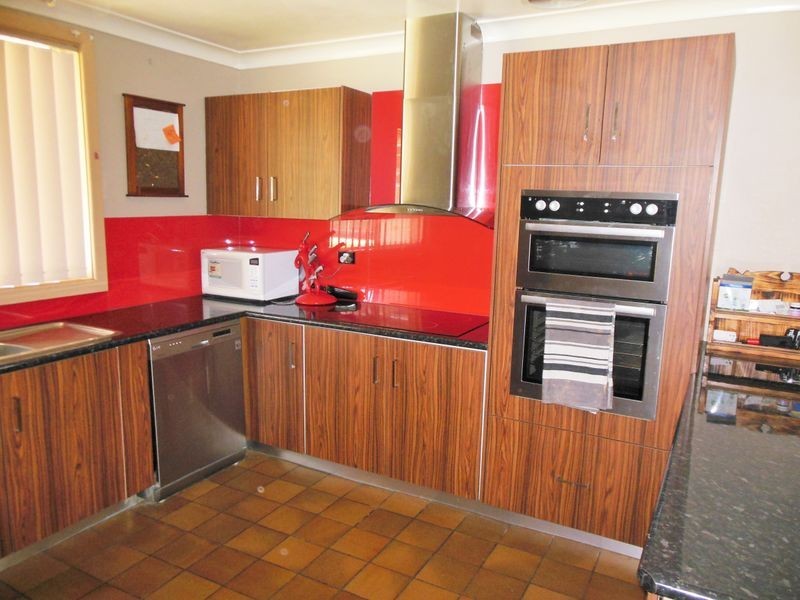 44 McLerie Street, Young NSW 2594