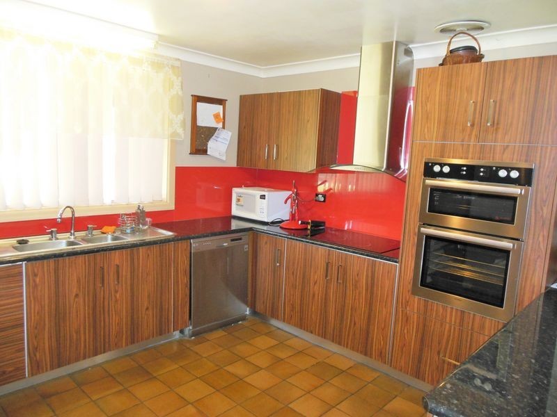 44 McLerie Street, Young NSW 2594