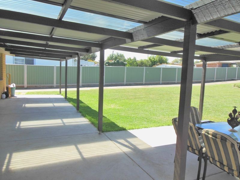 44 McLerie Street, Young NSW 2594