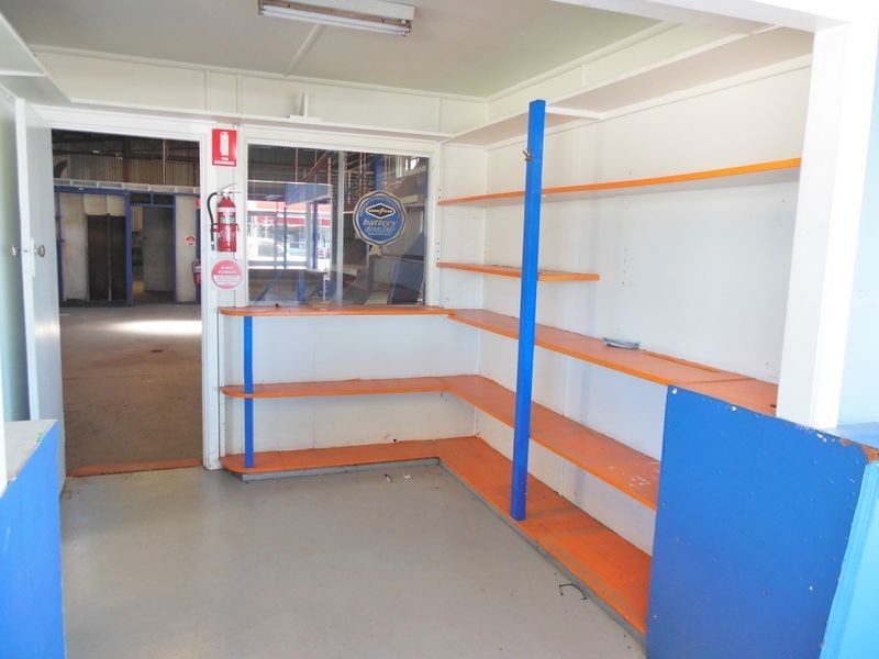 28 Zouch Street, Young NSW 2594