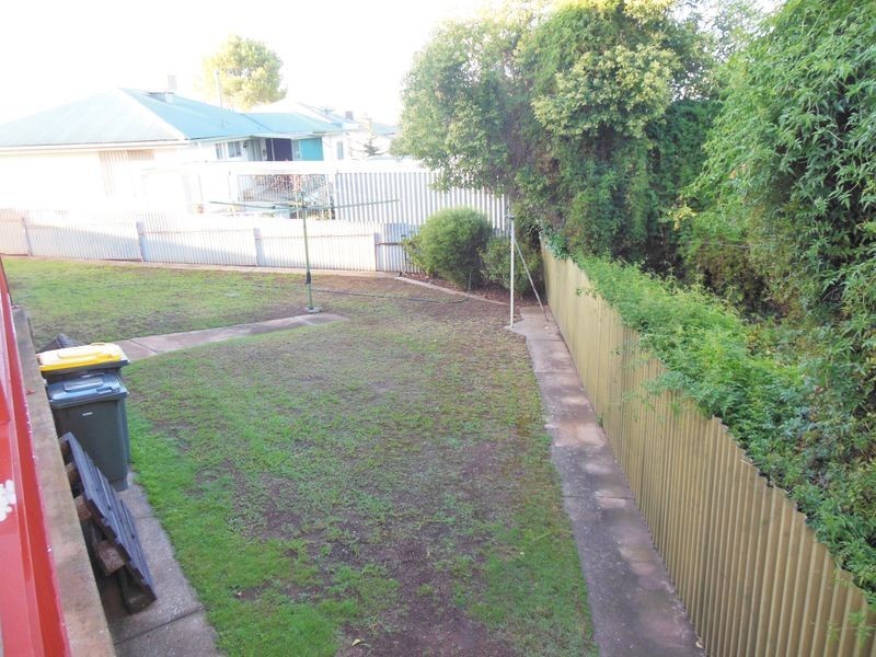 2 Cherry Court, Young NSW 2594