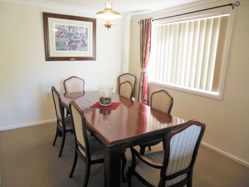 7 Willawong Street, Young NSW 2594