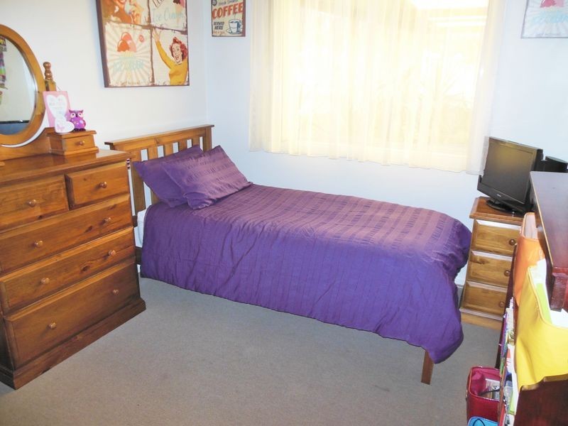 7 Willawong Street, Young NSW 2594