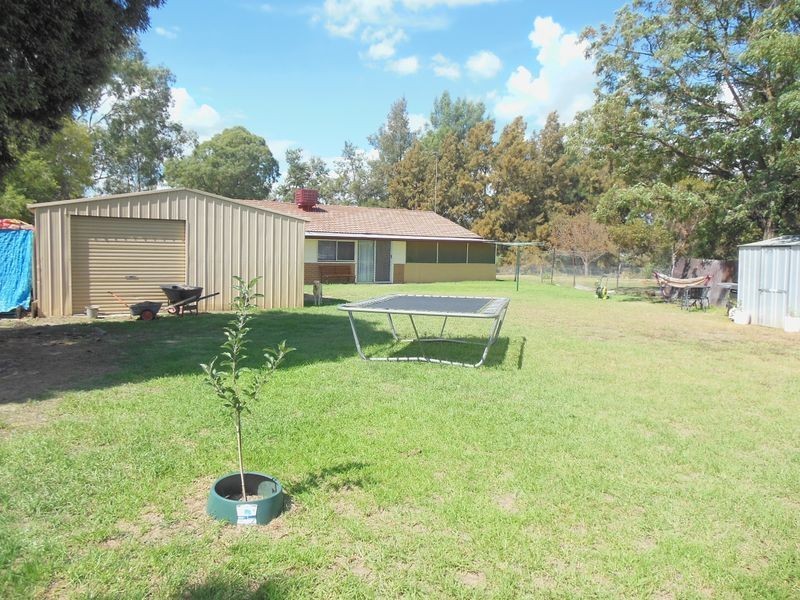 7 Willawong Street, Young NSW 2594