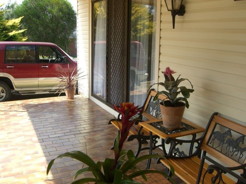 98 Wombat Street, Young NSW 2594