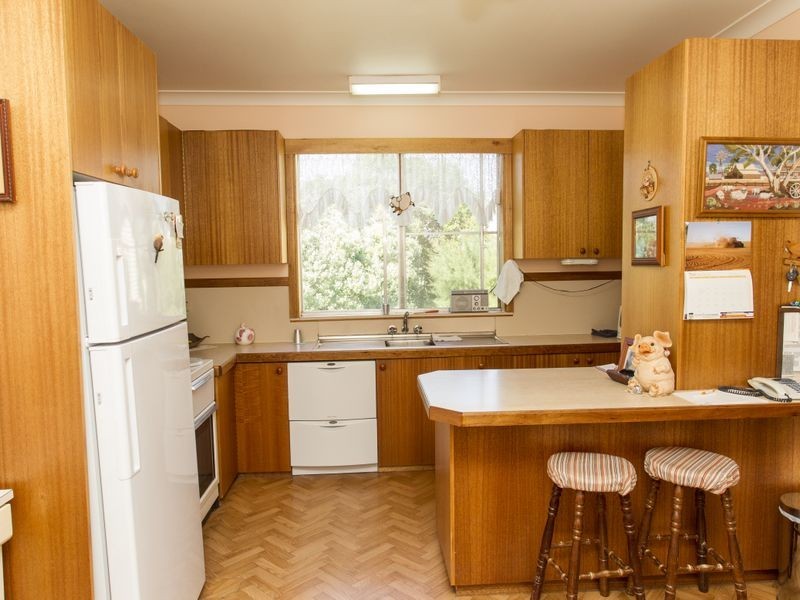 SPRINGVIEW Loch Lomond Road, Gooloogong NSW 2805