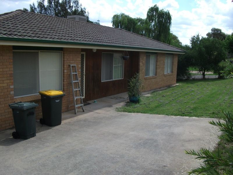 108 Edward Street, Young NSW 2594