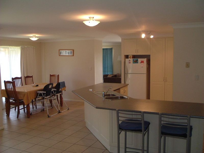 43 Petticoat Lane, Young NSW 2594